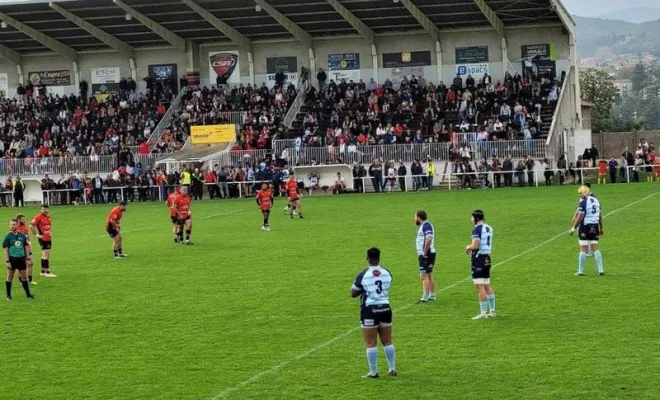 Installation d’un système de sonorisation extérieure d’un stade de rugby à Annonay, Lyon, Ear and Eye